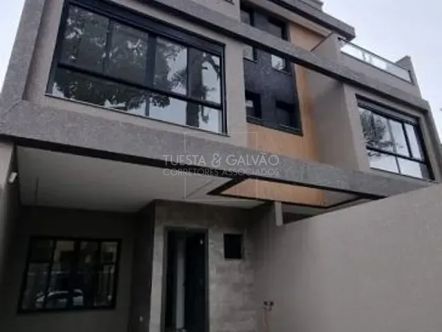 Casa com 192m² 3 quartos e 4 banheiros, à venda, no bairro Água Verde em Curitiba