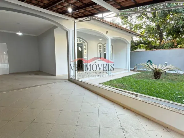 Casa com 360m² 4 quartos e 2 banheiros, à venda, no bairro Voldac em Volta Redonda