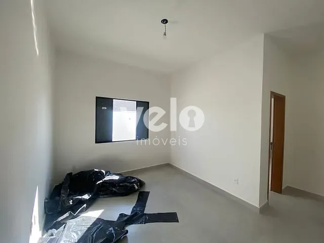Casa 2 quartos e 2 banheiros, à venda, no bairro Areão em Taubaté