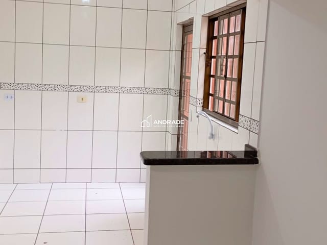 Casa com 100m² 2 quartos e 1 banheiro, à venda, no bairro Loteamento Residencial Uirapuru em Apucarana