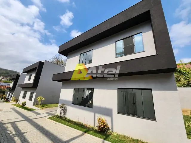 Casa com 150m² 4 quartos e 3 banheiros, à venda, no bairro Jacarepaguá em Rio de Janeiro
