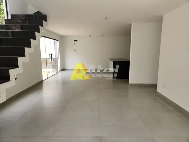 Casa com 150m² 4 quartos e 3 banheiros, à venda, no bairro Jacarepaguá em Rio de Janeiro