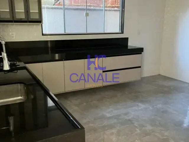 Casa com 267m² 4 quartos e 5 banheiros, à venda, no bairro Vargem Pequena em Rio de Janeiro