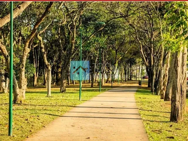 Casa com 260m² 5 quartos e 3 banheiros, à venda, no bairro Jardim Satélite em São José dos Campos