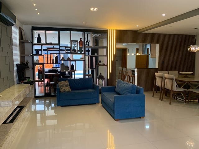 Casa com 300m² 3 quartos e 5 banheiros, à venda, no bairro Cidade Parquelandia em Mogi das Cruzes