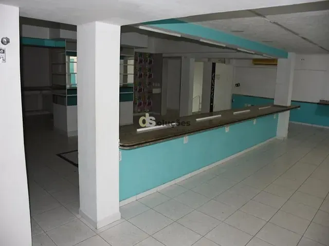 Casa à venda ou para alugar, no bairro Vila Gomes Cardim em São Paulo