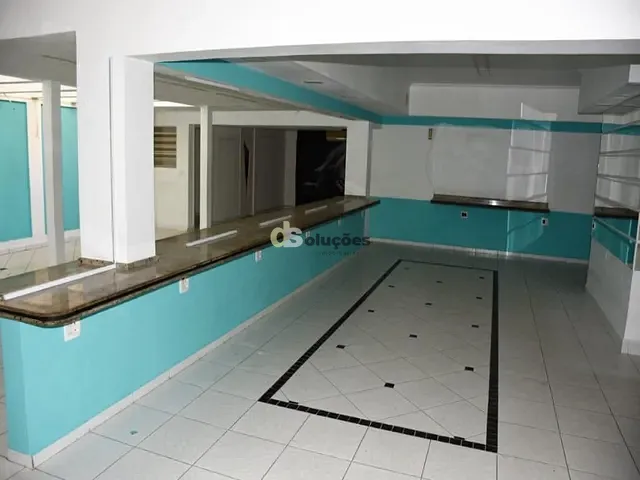 Casa à venda ou para alugar, no bairro Vila Gomes Cardim em São Paulo