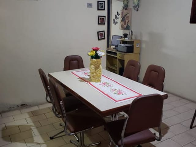 Casa à venda, no bairro Mantiqueira em Pindamonhangaba