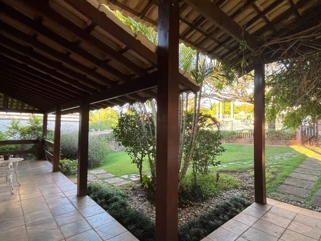 Casa com 1000m² 5 quartos e 3 banheiros, à venda, no bairro Parque Residencial Colina das Estrelas em Tatuí