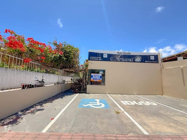 Casa para alugar, no bairro Aruana em Aracaju