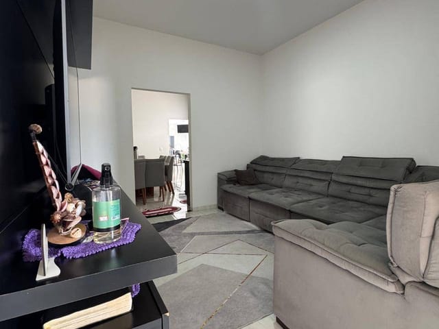 Casa 4 quartos e 3 banheiros, à venda, no bairro Flanboyant em Nova Mutum