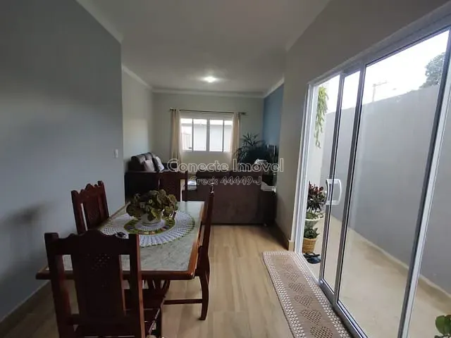 Casa com 250m² 3 quartos e 3 banheiros, à venda, no bairro Jardim Europa em Jaguariúna