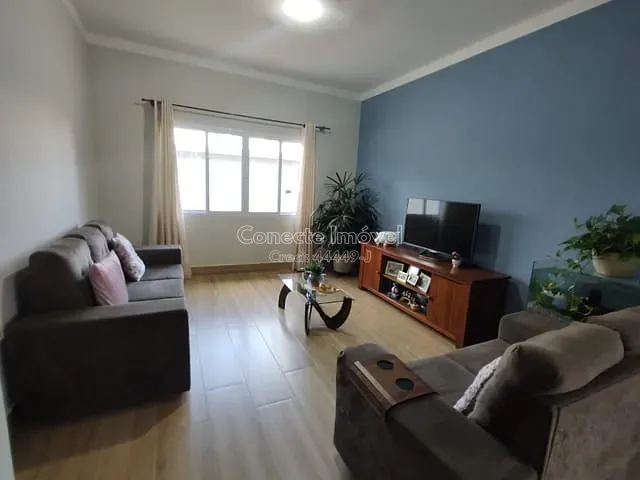 Casa com 250m² 3 quartos e 3 banheiros, à venda, no bairro Jardim Europa em Jaguariúna