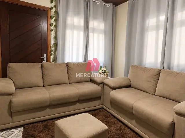 Casa 3 quartos e 2 banheiros, à venda, no bairro Valparaiso em Blumenau