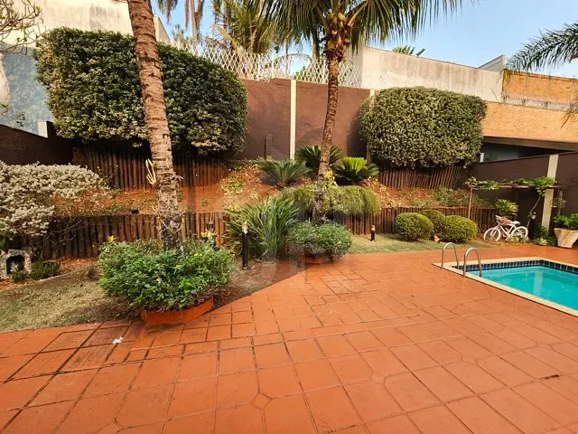 Casa com 875m² 4 quartos e 5 banheiros, à venda, no bairro Residencial Flórida em Ribeirão Preto