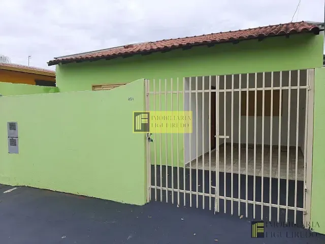 Casa com 70m² 2 quartos e 1 banheiro, para alugar, no bairro Parque Residencial Cambuí em São José do Rio Preto
