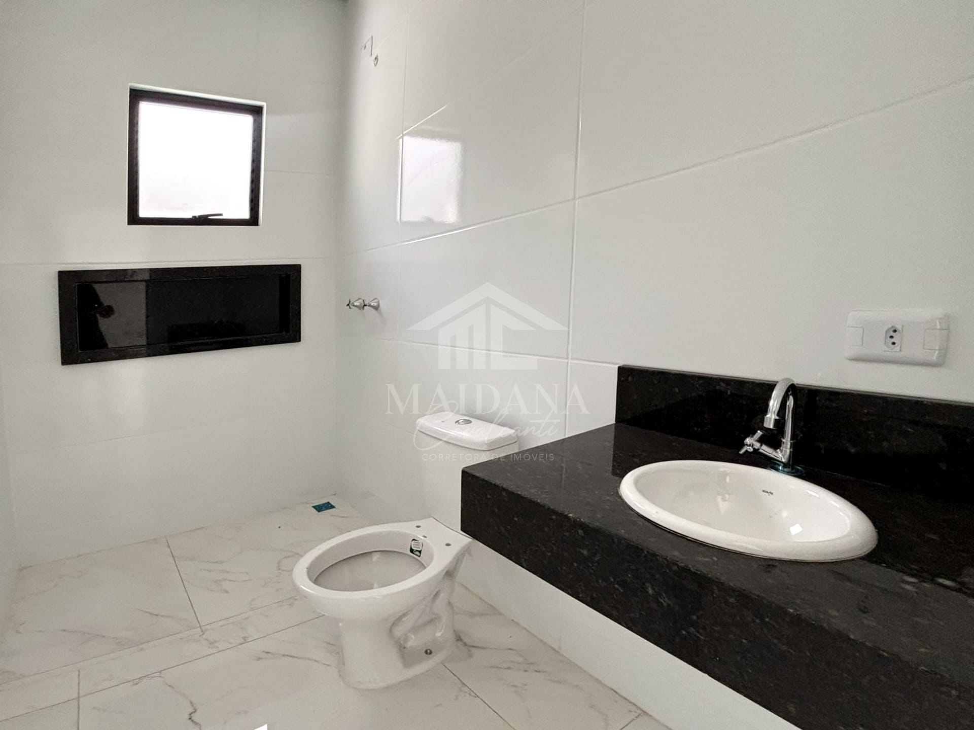 Casa à venda com 3 quartos, 90m² - Foto 8