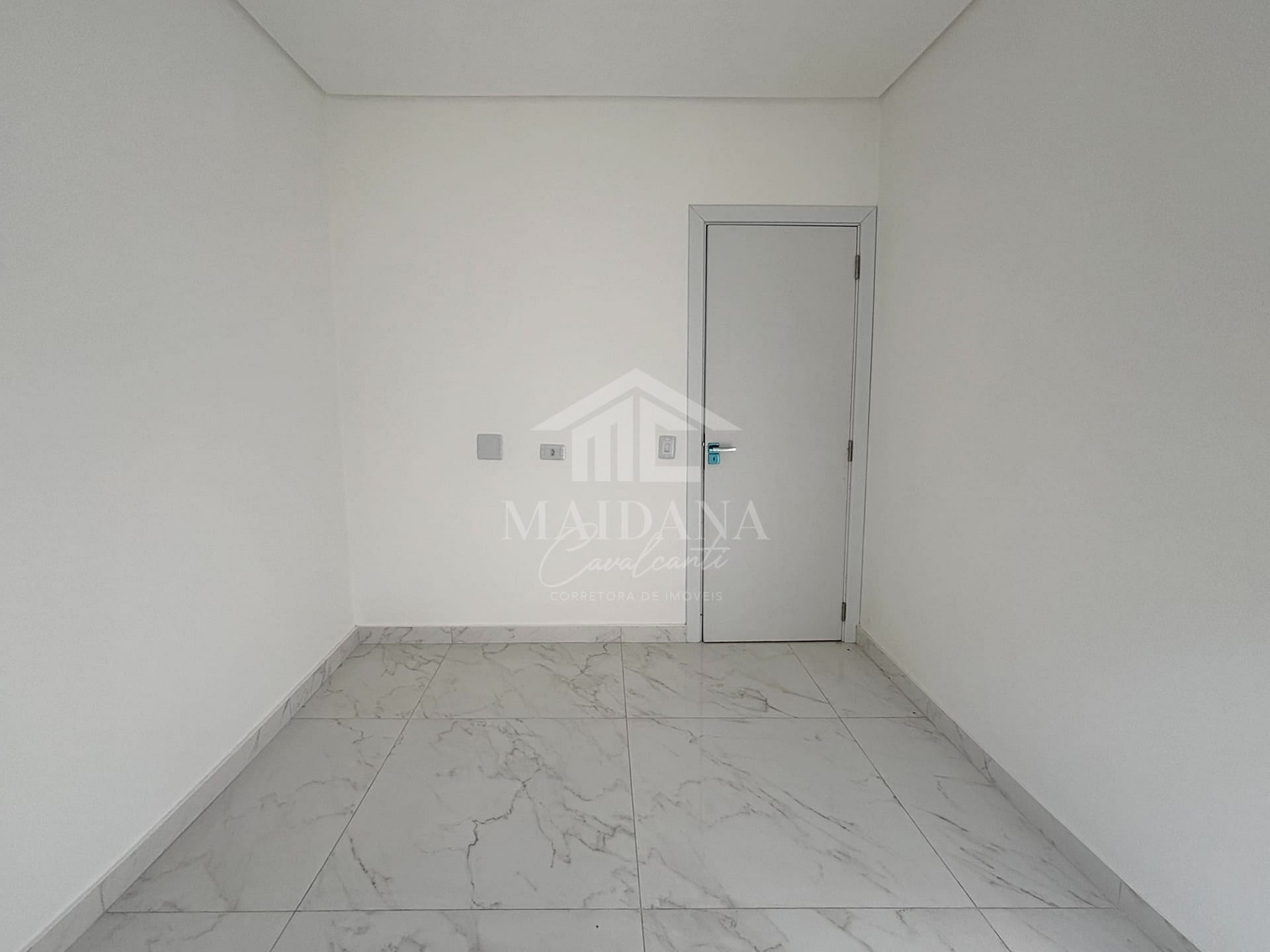 Casa à venda com 3 quartos, 90m² - Foto 10