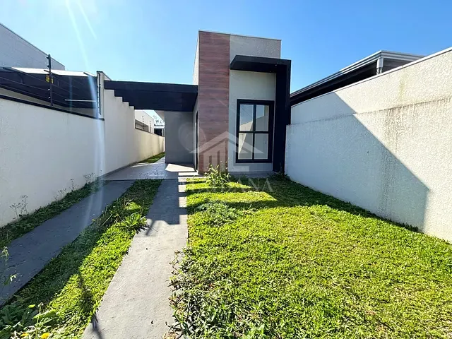 Casa com 180m² 3 quartos e 2 banheiros, à venda, no bairro Cruzeiro em São José dos Pinhais