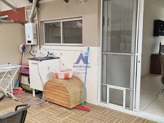 Casa com 85m² 3 quartos e 3 banheiros, à venda ou para alugar, no bairro Vargem Pequena em Rio de Janeiro
