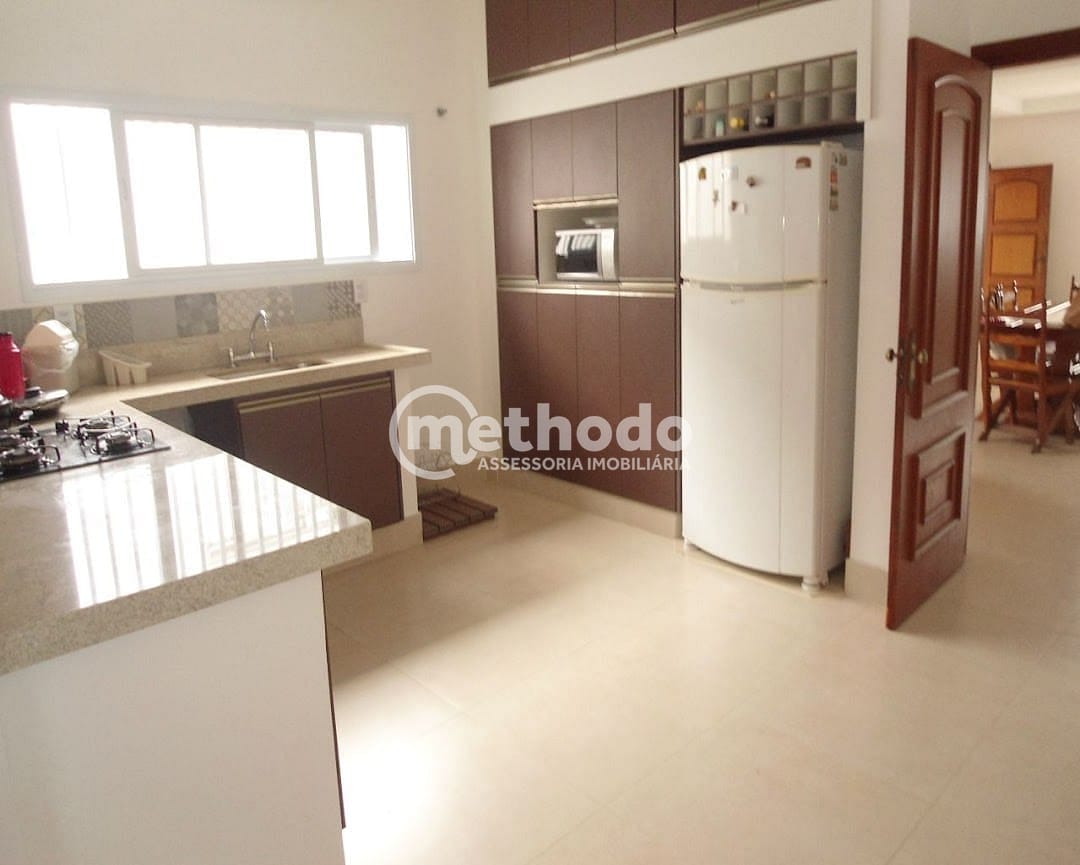 Casa, 3 quartos, 260 m² - Foto 11