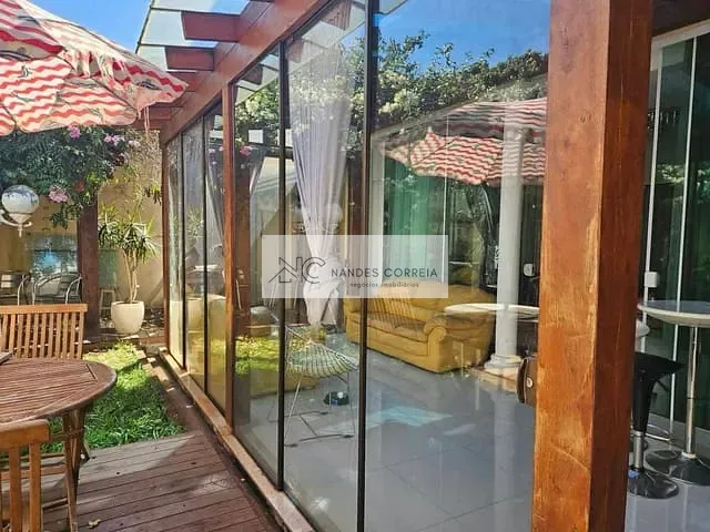 Sobrado 4 quartos e 6 banheiros, à venda, no bairro Mediterrâneo em Londrina