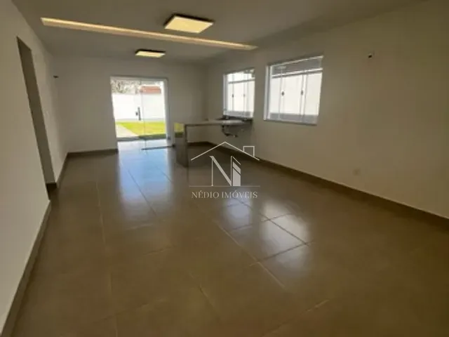 Casa com 360m² 3 quartos e 2 banheiros, à venda ou para alugar, no bairro Inoã (Inoã) em Maricá