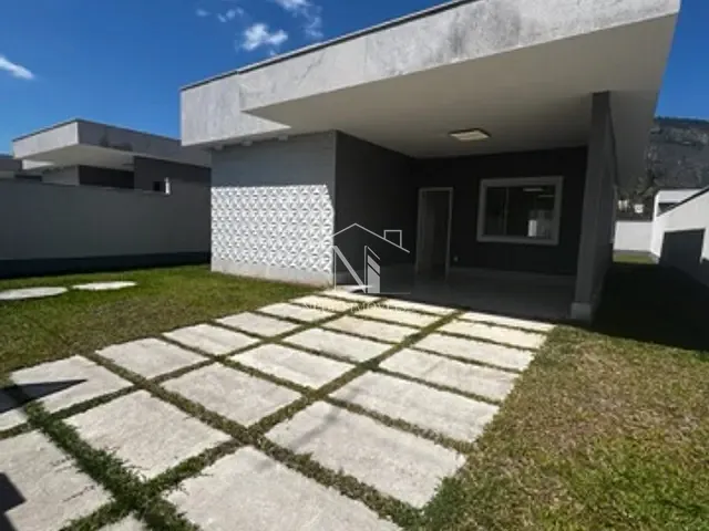 Casa com 360m² 3 quartos e 2 banheiros, à venda ou para alugar, no bairro Inoã (Inoã) em Maricá