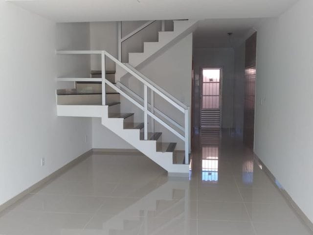 Foto do Casa - Casa geminada 2 quartos, sendo os 2 suíte, à venda no Xangrila, Contagem com 2 vagas de garagem. Aceita financiamento Caixa | REALLE SOLUÇÕES IMOBILIÁRIAS INTEGRADAS