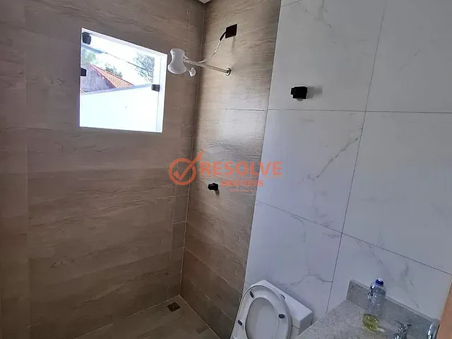 Casa com 160m², para alugar, no bairro Centro em Guararema