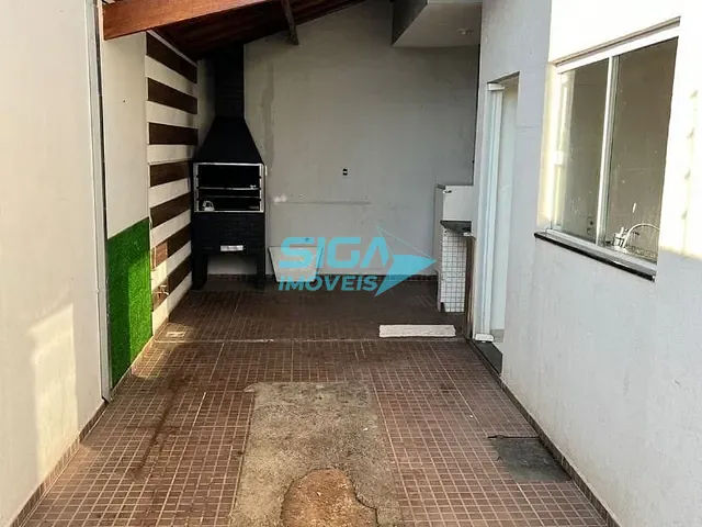 Casa com 113m² 3 quartos e 2 banheiros, à venda, no bairro Parque Real em Pouso Alegre