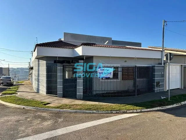 Casa com 113m² 3 quartos e 2 banheiros, à venda, no bairro Parque Real em Pouso Alegre