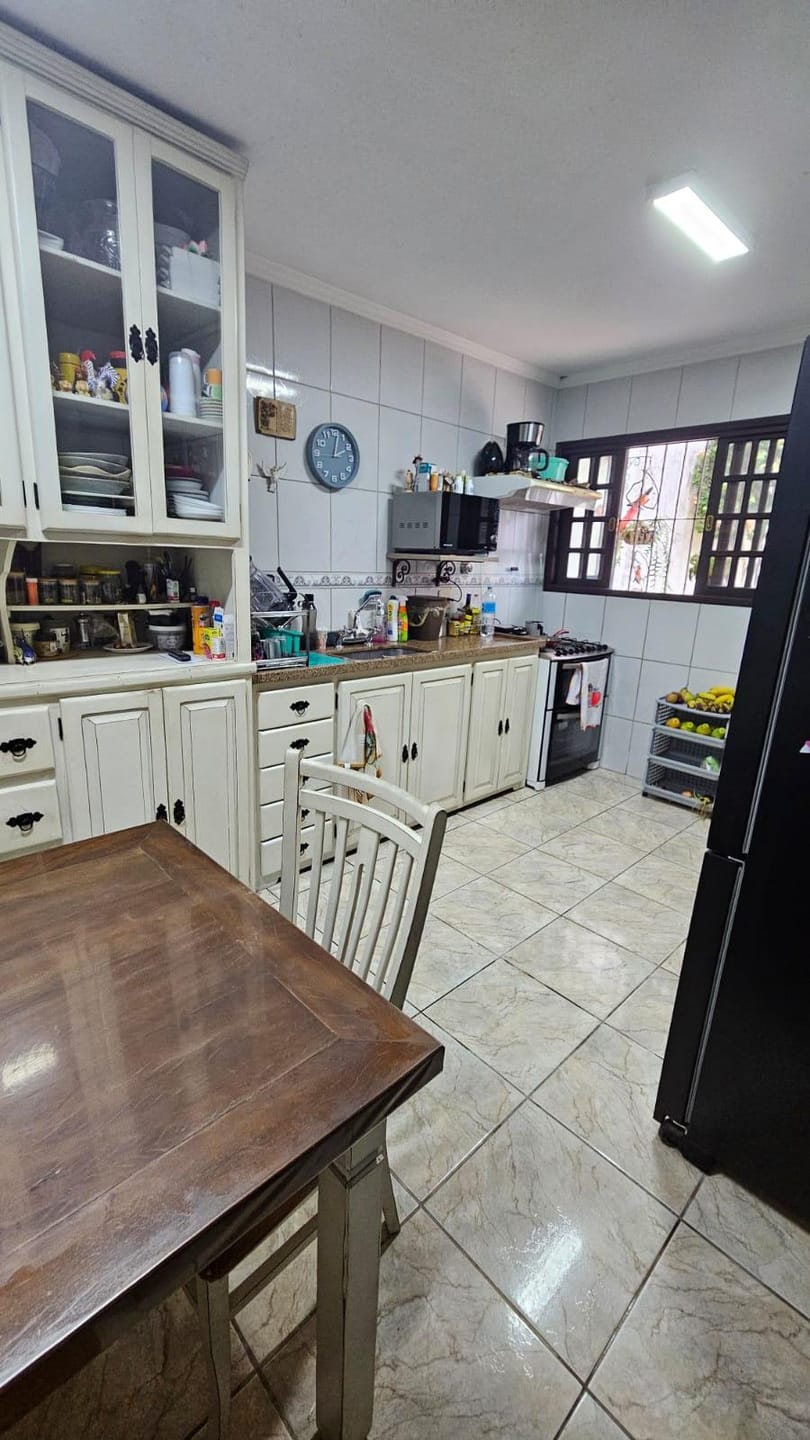 Casa para alugar com 1 quarto, 235m² - Foto 7