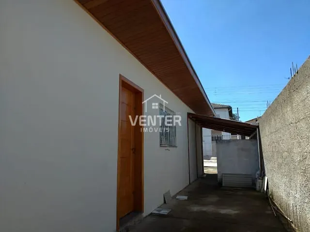 Casa com 250m² 2 quartos e 2 banheiros, à venda, no bairro Residencial Estoril em Taubaté