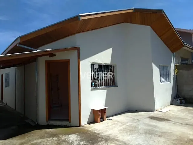 Casa com 250m² 2 quartos e 2 banheiros, à venda, no bairro Residencial Estoril em Taubaté