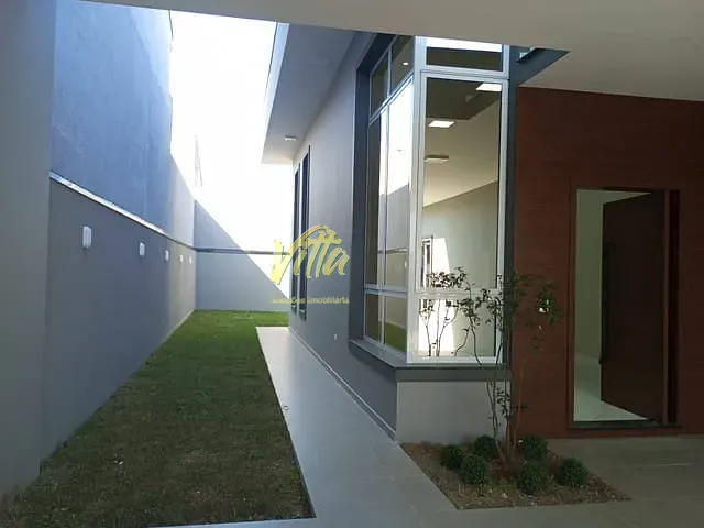 Casa 3 quartos e 5 banheiros, à venda, no bairro Cachoeira em Araucária
