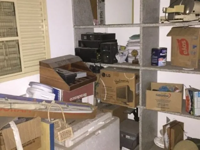 Casa com 310m², à venda ou para alugar, no bairro Vila Pires em Santo André