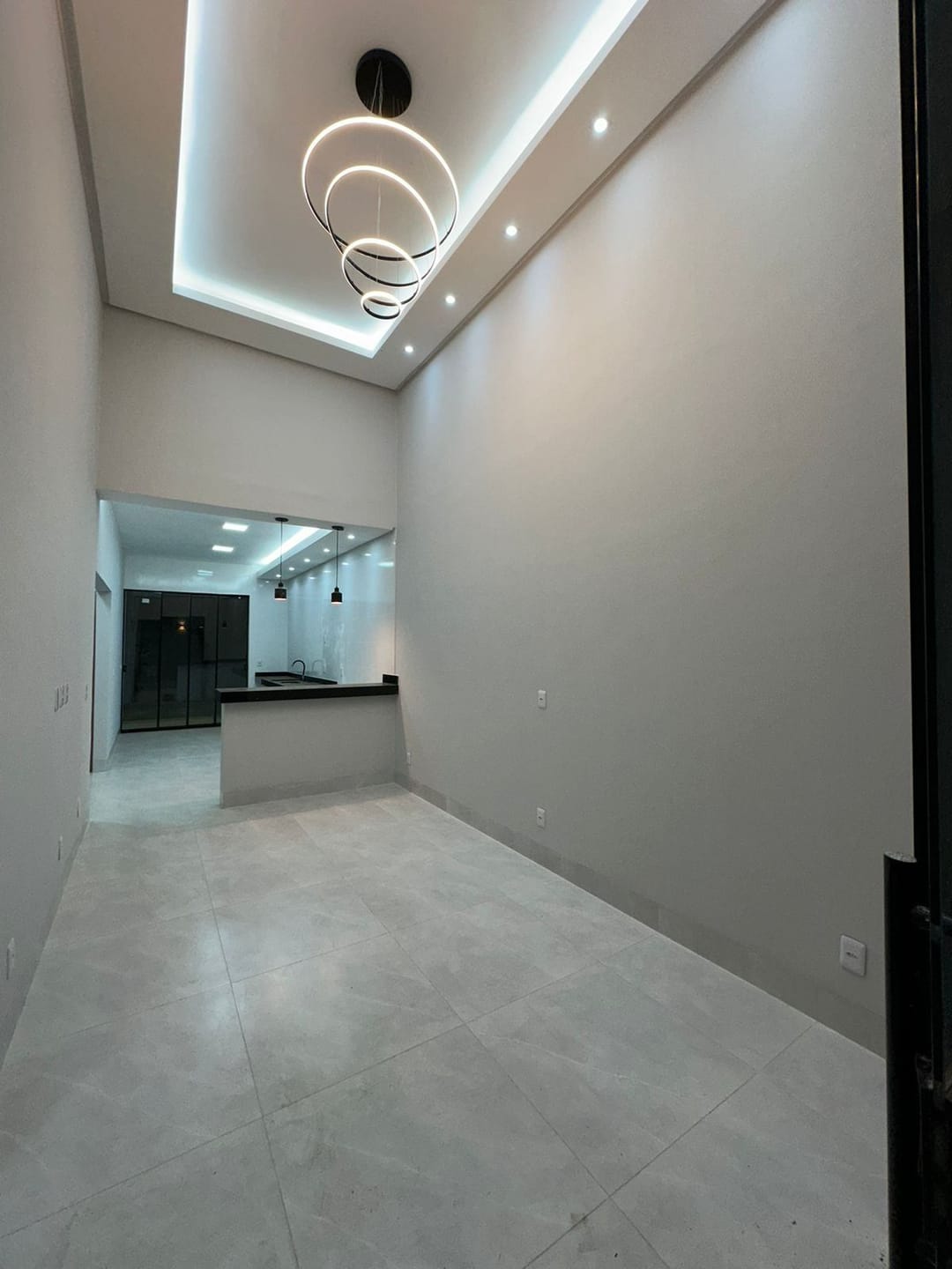 Casa à venda com 2 quartos, 93m² - Foto 3