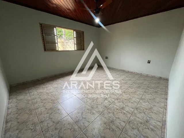 Casa 3 quartos e 2 banheiros, à venda, no bairro Zequinha Amêndola em Barretos