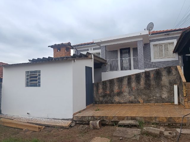 Foto do Casa - Casa plana para Venda e Locação, Vila Angelina, São Pedro, SP | PiraHost Soluções de Negócios Ltda