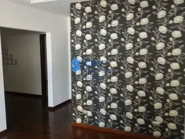 Casa com 250m² 2 quartos e 2 banheiros, à venda, no bairro Vila Monteiro em Londrina
