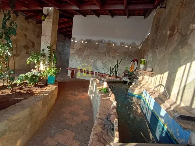 Casa 2 quartos e 1 banheiro, à venda, no bairro Conjunto Habitacional Benedito José Diana em Porto Feliz