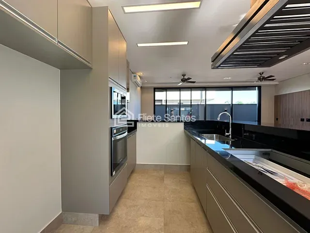 Casa com 458m² 2 quartos e 3 banheiros, à venda ou para alugar, no bairro Jardim Firenze em Santa Bárbara D'Oeste