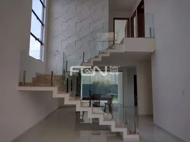 Casa com 281m² 4 quartos e 2 banheiros, à venda, no bairro Cascalheira em Camaçari