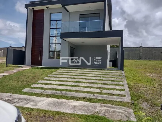 Casa com 281m² 4 quartos e 2 banheiros, à venda, no bairro Cascalheira em Camaçari