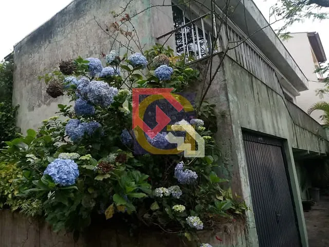 Casa com 500m² 3 quartos e 2 banheiros, à venda, no bairro Parque São Vicente em Mauá