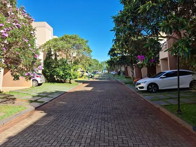 Casa 3 quartos e 3 banheiros, à venda, no bairro Jardim Jockey Club em Londrina