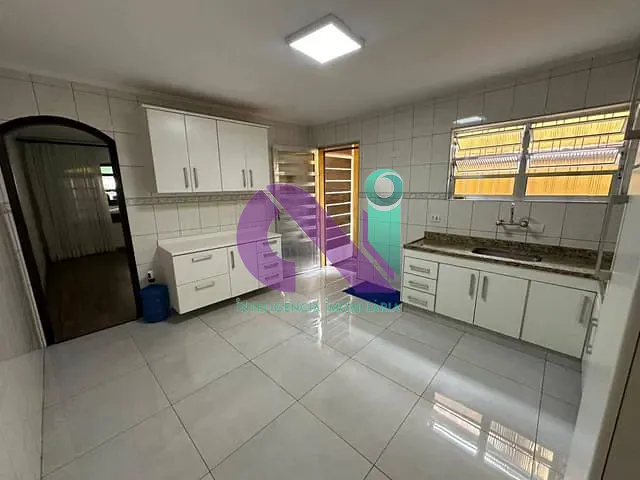 Casa com 144m² 3 quartos e 3 banheiros, à venda, no bairro Pestana em Osasco
