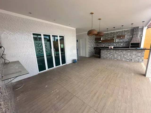 Casa 3 quartos e 2 banheiros, para alugar, no bairro Clériston Andrade em Paulo Afonso