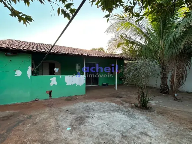 Casa 4 quartos e 3 banheiros, à venda, no bairro Jardim Rondônia em Rondonópolis
